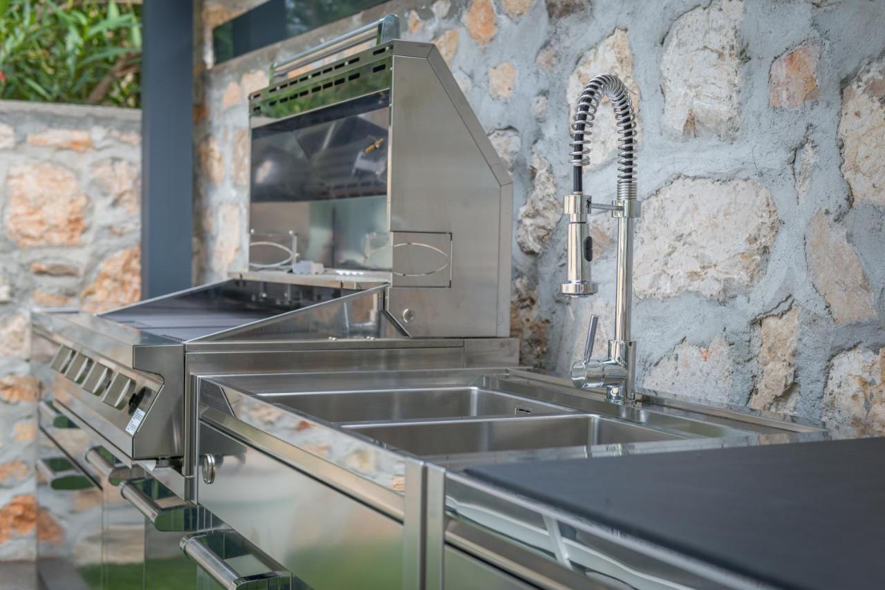 Deluxe Villa Graziella 200 M From The Beach Èze Екстериор снимка